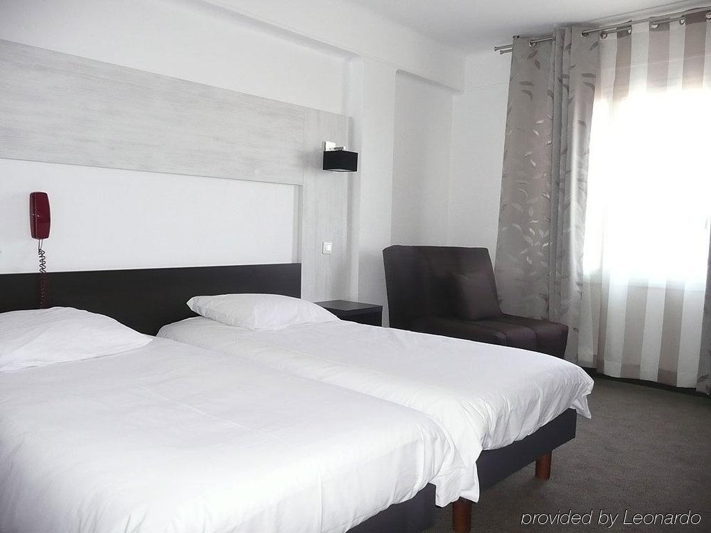 Victoria Hotel