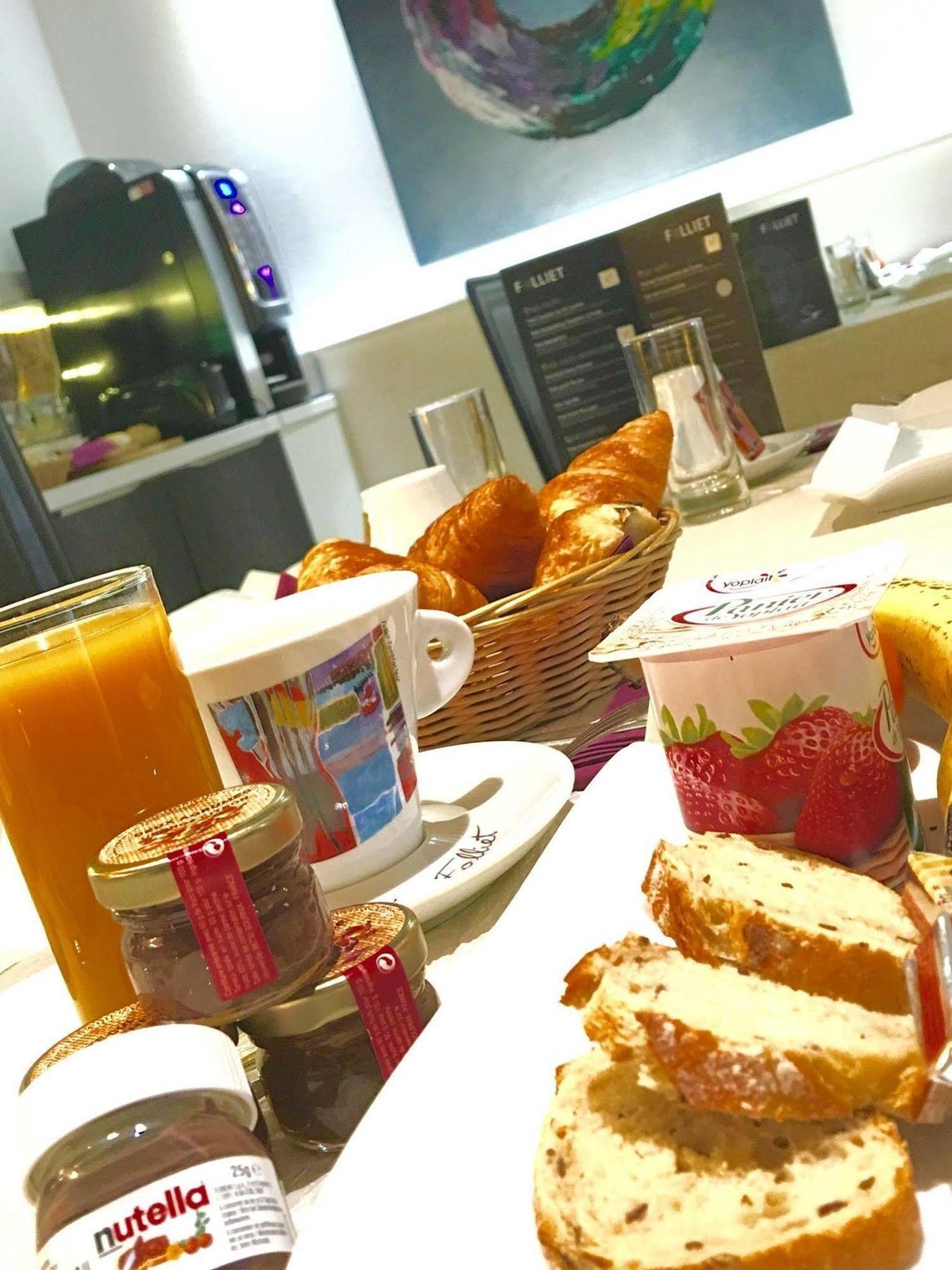 Victoria Hotel 3*